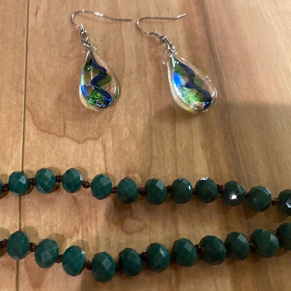 Necklace & Earring Set - Picture 2 of 6